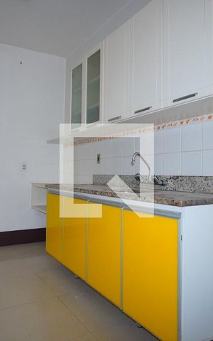 Apartamento à venda com 88m², 2 quartos e sem vagaCozinha