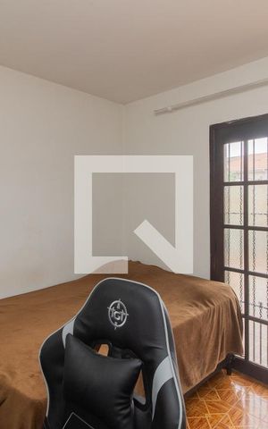 Casa à venda com 190m², 4 quartos e 2 vagas Casa à venda com 190m², 4 quartos e 2 vagasQuarto 3