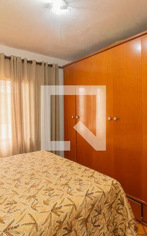 Casa à venda com 190m², 4 quartos e 2 vagas Casa à venda com 190m², 4 quartos e 2 vagasQuarto 1