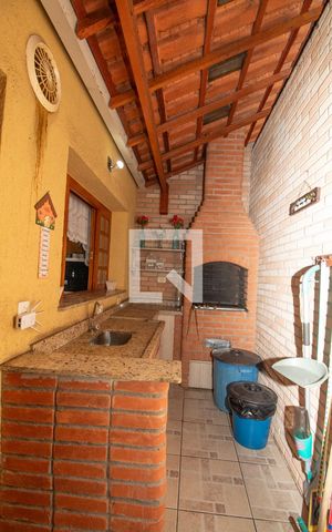 Casa à venda com 180m², 3 quartos e 4 vagasÁrea da churrasqueira