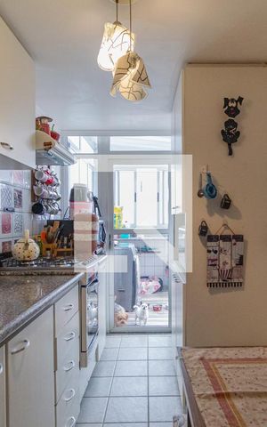Apartamento à venda com 186m², 3 quartos e 3 vagas Apartamento à venda com 186m², 3 quartos e 3 vagasCozinha