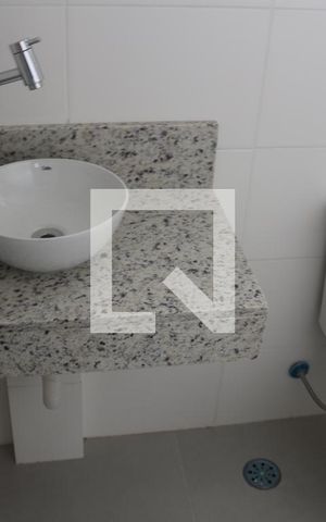 Apartamento para alugar com 70m², 2 quartos e 1 vagaBanheiro da Suíte