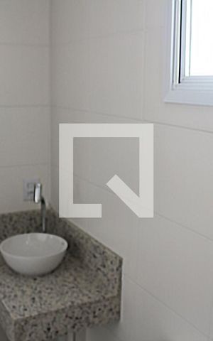 Apartamento para alugar com 70m², 2 quartos e 1 vagaBanheiro da Suíte
