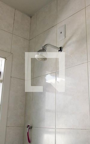 Casa à venda com 212m², 3 quartos e 2 vagas Casa à venda com 212m², 3 quartos e 2 vagasBanheiro 2