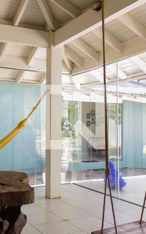 Casa à venda com 212m², 3 quartos e 2 vagas Casa à venda com 212m², 3 quartos e 2 vagasEspaço Gourmet