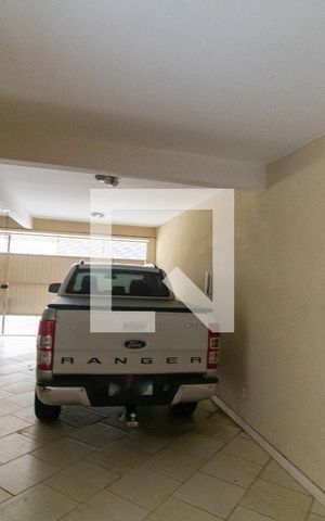 Casa de condomínio à venda com 126m², 3 quartos e 3 vagas Casa de condomínio à venda com 126m², 3 quartos e 3 vagasGaragem