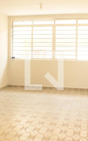 Casa à venda com 180m², 4 quartos e 2 vagasSala