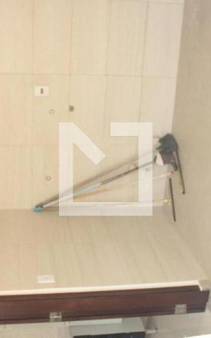 Casa à venda com 180m², 4 quartos e 2 vagasCorredor