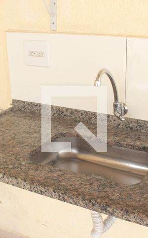 Casa à venda com 180m², 4 quartos e 2 vagasÁrea de Serviço