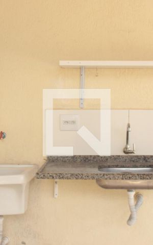Casa à venda com 180m², 4 quartos e 2 vagasÁrea de Serviço