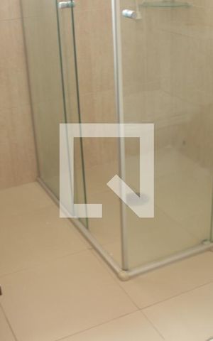 Casa à venda com 180m², 4 quartos e 2 vagasBanheiro 2