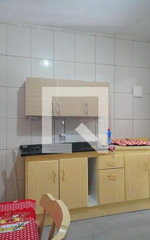 Casa à venda com 250m², 4 quartos e 2 vagascozinha 2