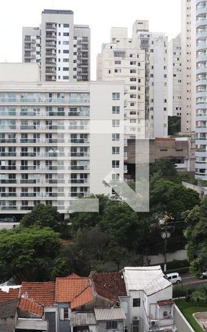 Studio para alugar com 27m², 1 quarto e sem vaga Studio para alugar com 27m², 1 quarto e sem vagaVista da Sacada