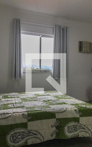 Casa de condomínio à venda com 220m², 5 quartos e 2 vagas Casa de condomínio à venda com 220m², 5 quartos e 2 vagasSuíte 3 (Canadense)