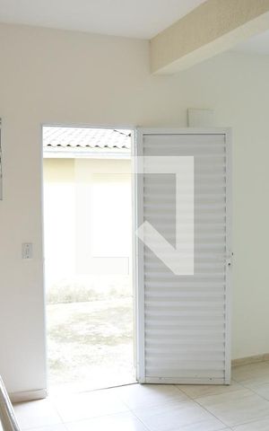 Casa para alugar com 55m², 1 quarto e sem vagaCozinha e Área de Serviço