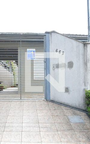 Casa para alugar com 55m², 1 quarto e sem vagaFachada