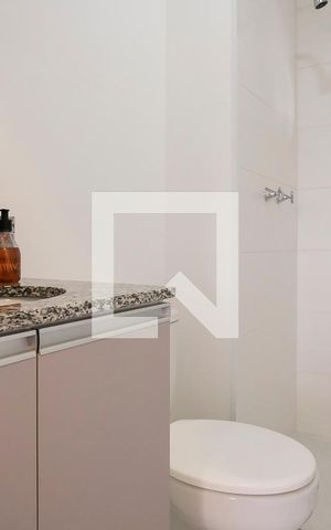 Apartamento para alugar com 68m², 2 quartos e 2 vagasBanheiro 