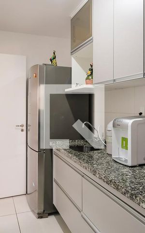 Apartamento para alugar com 68m², 2 quartos e 2 vagasCozinha