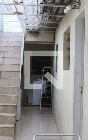 Casa para alugar com 28m², 1 quarto e sem vagaQuintal