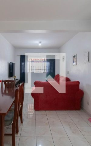 Casa à venda com 250m², 3 quartos e 1 vaga Casa à venda com 250m², 3 quartos e 1 vagaSala