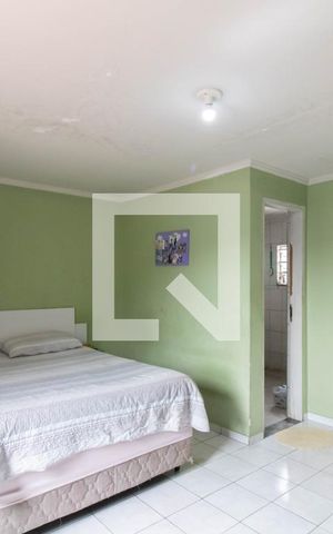 Casa à venda com 250m², 3 quartos e 1 vaga Casa à venda com 250m², 3 quartos e 1 vagaSuíte