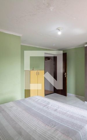 Casa à venda com 250m², 3 quartos e 1 vaga Casa à venda com 250m², 3 quartos e 1 vagaSuíte