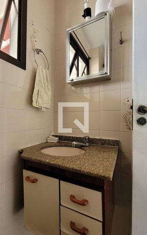 Apartamento para alugar com 72m², 2 quartos e 2 vagas Apartamento para alugar com 72m², 2 quartos e 2 vagasBanheiro