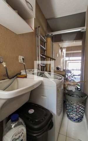 Casa à venda com 130m², 3 quartos e 3 vagasÁrea de Serviço