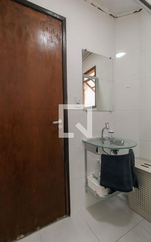 Casa à venda com 130m², 3 quartos e 3 vagasBanheiro Social
