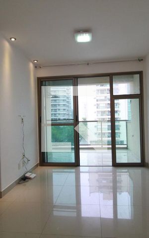 Apartamento à venda com 80m², 3 quartos e 1 vaga Apartamento à venda com 80m², 3 quartos e 1 vagaSala