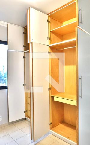 Apartamento para alugar com 79m², 3 quartos e 2 vagasQuarto 2