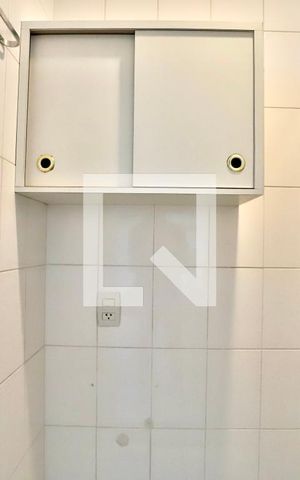 Apartamento para alugar com 79m², 3 quartos e 2 vagasQuarto de Serviço