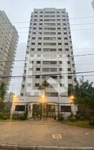 Apartamento para alugar com 79m², 3 quartos e 2 vagasFachada