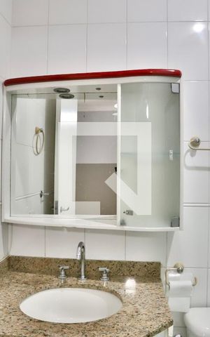 Apartamento para alugar com 79m², 3 quartos e 2 vagasBanheiro 1