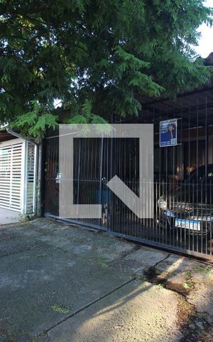 Casa à venda com 120m², 2 quartos e 2 vagasFachada