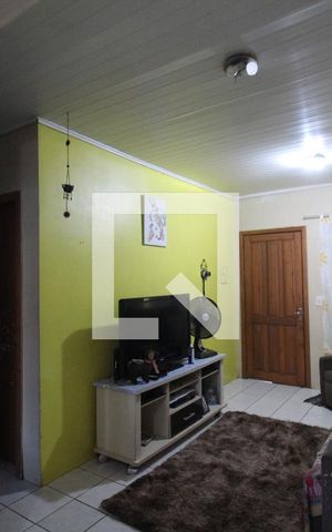 Casa à venda com 120m², 2 quartos e 2 vagasSala