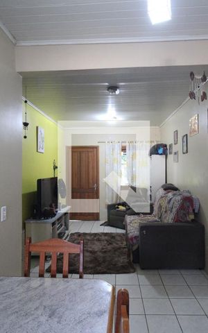 Casa à venda com 120m², 2 quartos e 2 vagasSala