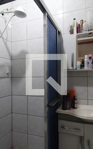 Casa à venda com 120m², 2 quartos e 2 vagasBanheiro