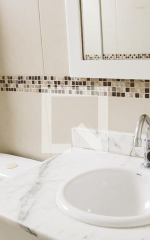 Apartamento para alugar com 52m², 2 quartos e 1 vaga Apartamento para alugar com 52m², 2 quartos e 1 vagaBanheiro