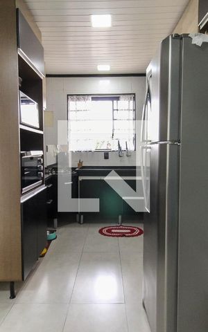 Casa à venda com 150m², 5 quartos e 2 vagas Casa à venda com 150m², 5 quartos e 2 vagasCozinha casa 3