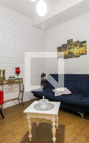 Casa à venda com 150m², 5 quartos e 2 vagas Casa à venda com 150m², 5 quartos e 2 vagasSala casa 1