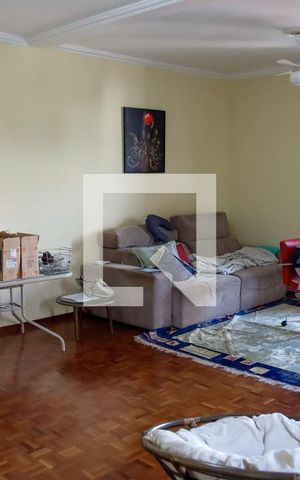 Casa à venda com 320m², 3 quartos e 3 vagas Casa à venda com 320m², 3 quartos e 3 vagasQuarto 3 - Suíte