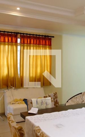 Casa à venda com 320m², 3 quartos e 3 vagas Casa à venda com 320m², 3 quartos e 3 vagasCopa