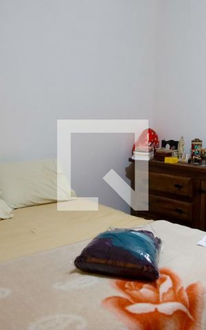 Casa à venda com 320m², 3 quartos e 3 vagas Casa à venda com 320m², 3 quartos e 3 vagasQuarto 1
