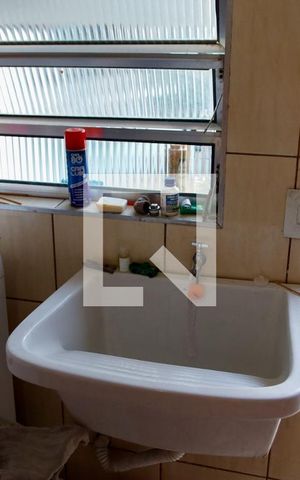 Casa à venda com 320m², 3 quartos e 3 vagas Casa à venda com 320m², 3 quartos e 3 vagasLavanderia