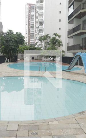 Apartamento à venda com 142m², 4 quartos e 2 vagasÁrea comum
