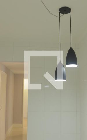 Apartamento à venda com 142m², 4 quartos e 2 vagasCozinha