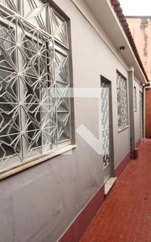Casa para alugar com 100m², 1 quarto e sem vagaFachada