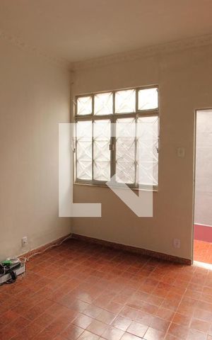 Casa para alugar com 100m², 1 quarto e sem vagaSala