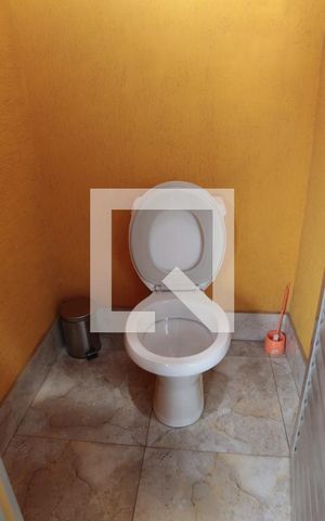 Casa à venda com 100m², 2 quartos e 1 vagaLavabo